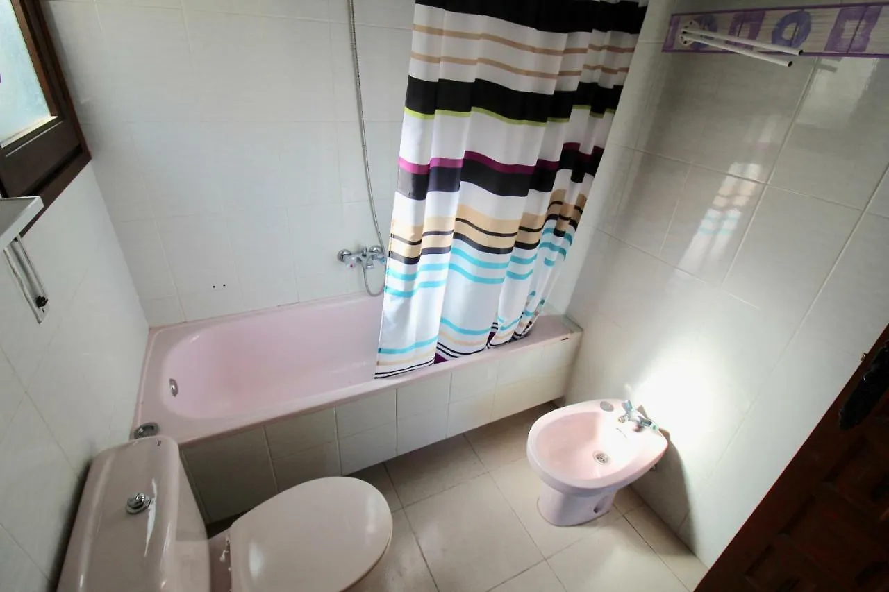 Villa, Piscine, Wifi. Locamar Silvia Cat. Les Tres Cales Villa